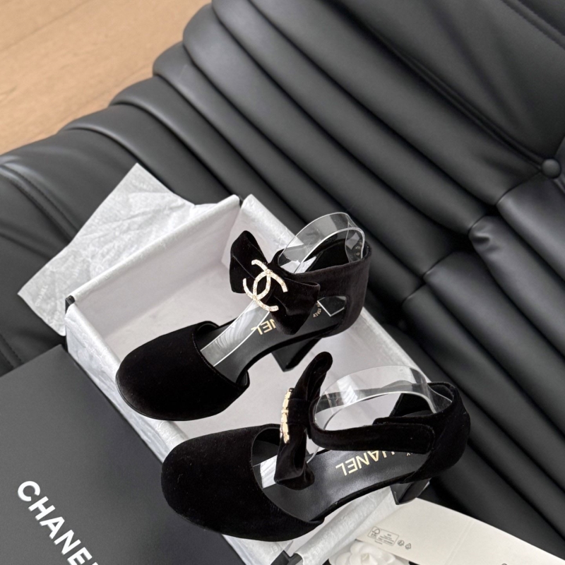 Ch*el high heels